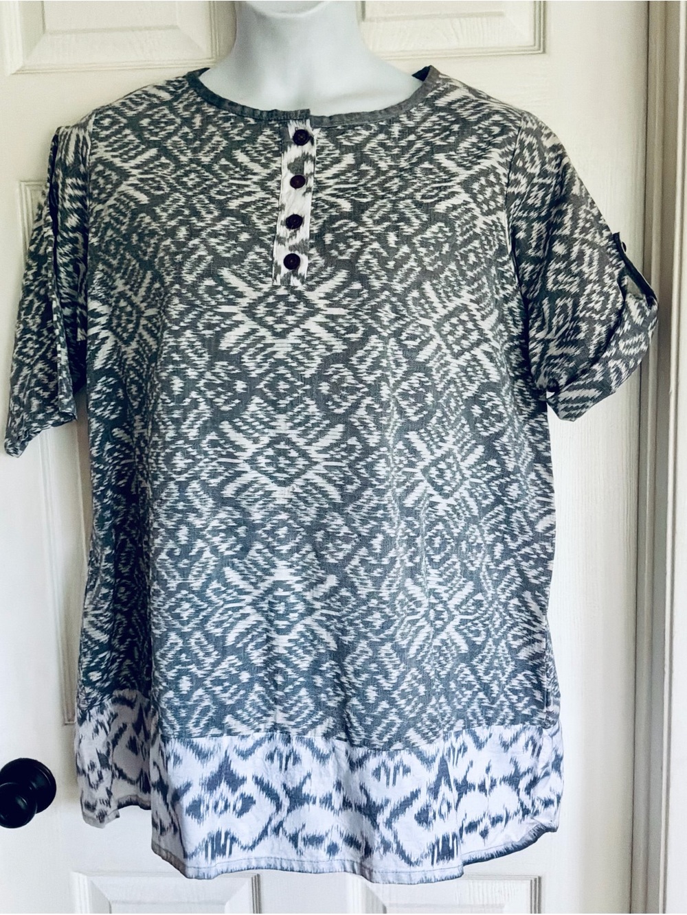 NWT…TIENDA HO..boho top